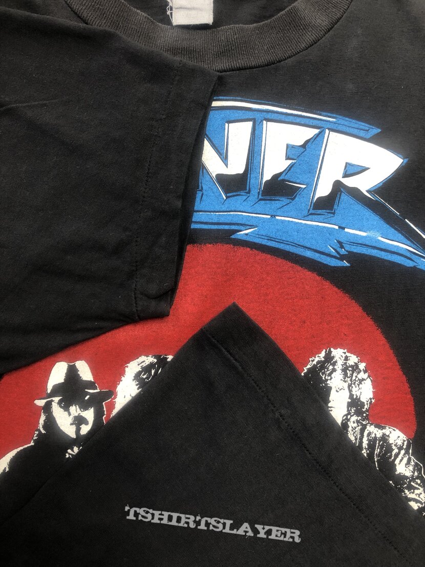 SINNER Comin‘ Out Fighting Shirt 1986 SINNER Comin‘ Out Fighting Shirt 1986