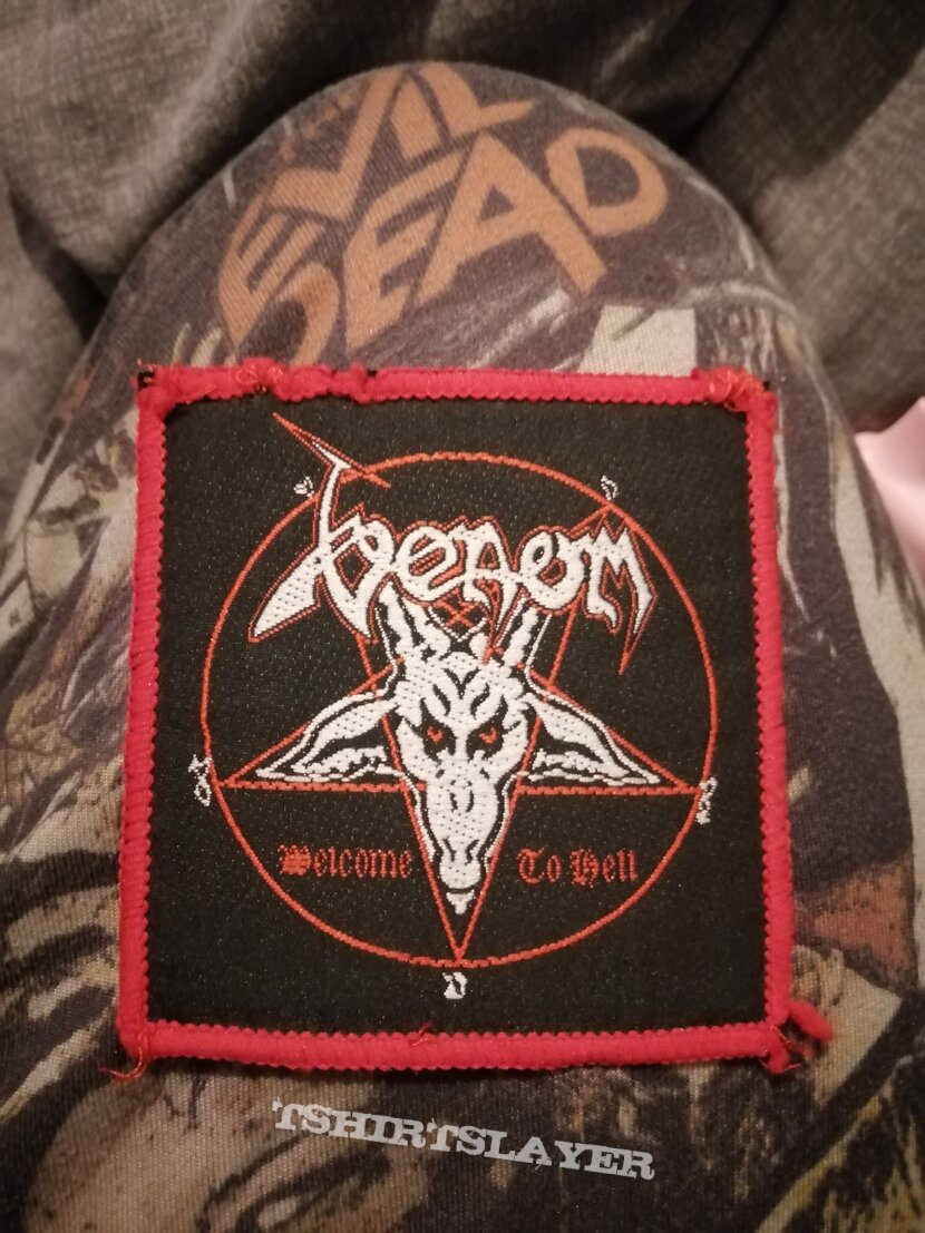 Venom Welcome to hell red border 