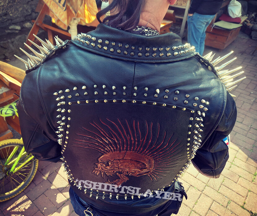 Nikita K. on X: New patch for my Slayer-jacket #FuckingSlayer  #HauntingTheChapel #patch #metalhead  / X