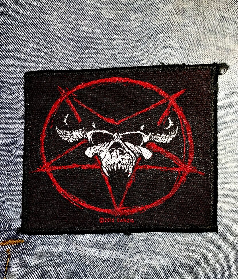 Danzig logo + pentagram patch