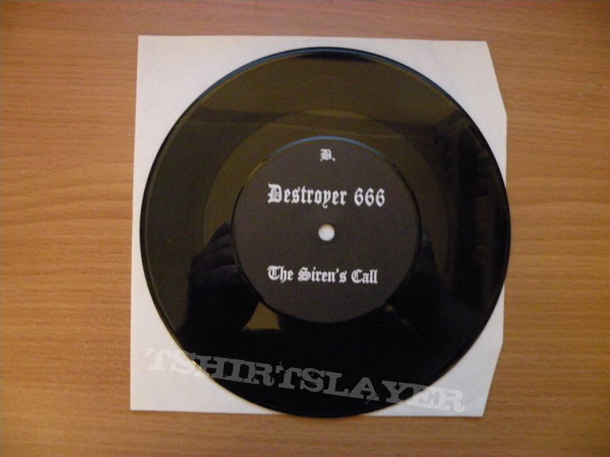 Deströyer 666- Satanic speed metal