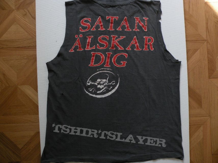 Entombed- Satan älskar dig shirt