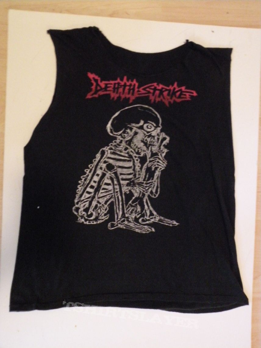 TShirt or Longsleeve - Death Strike sleeveless shirt