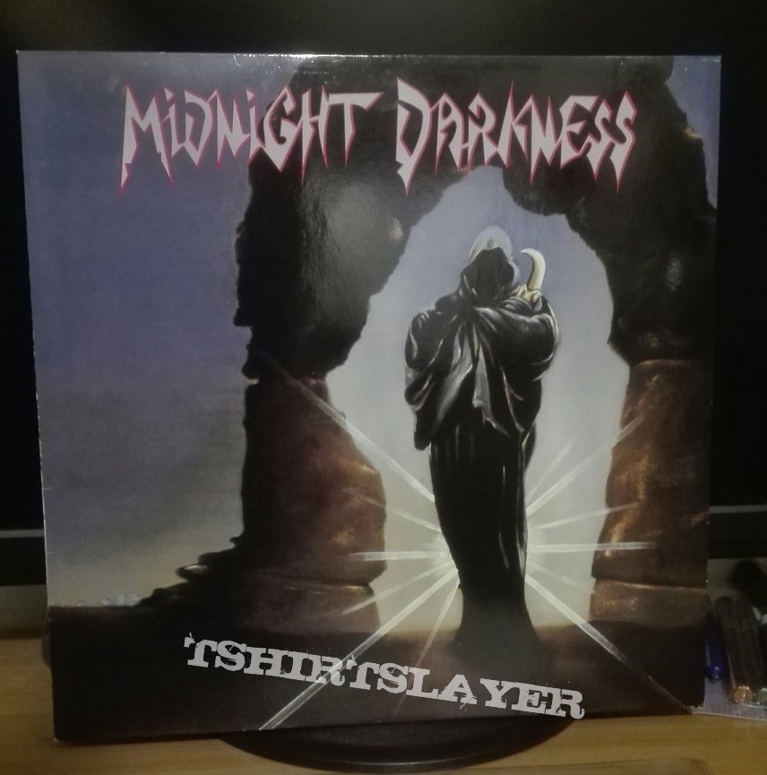 Midnight Darkness- Holding the night lp