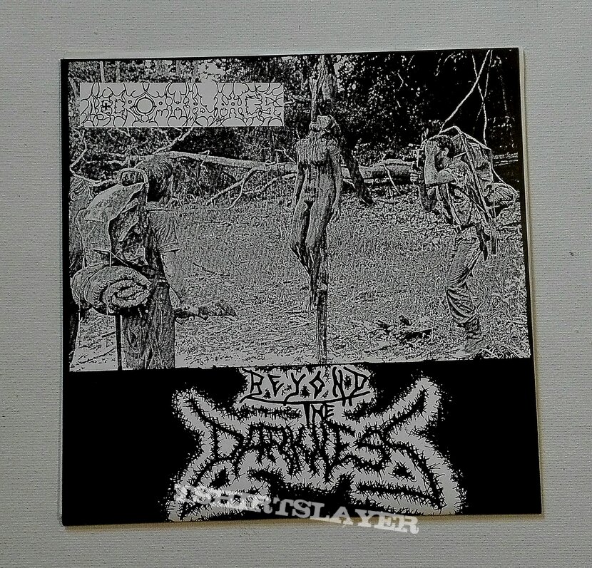 Necrophiliacs / Leucemie – Beyond the darkness / Knusper knusper knäuschen split 7&quot;