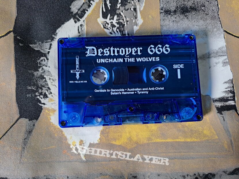 Deströyer 666 Unchain the Wolves Cassette 