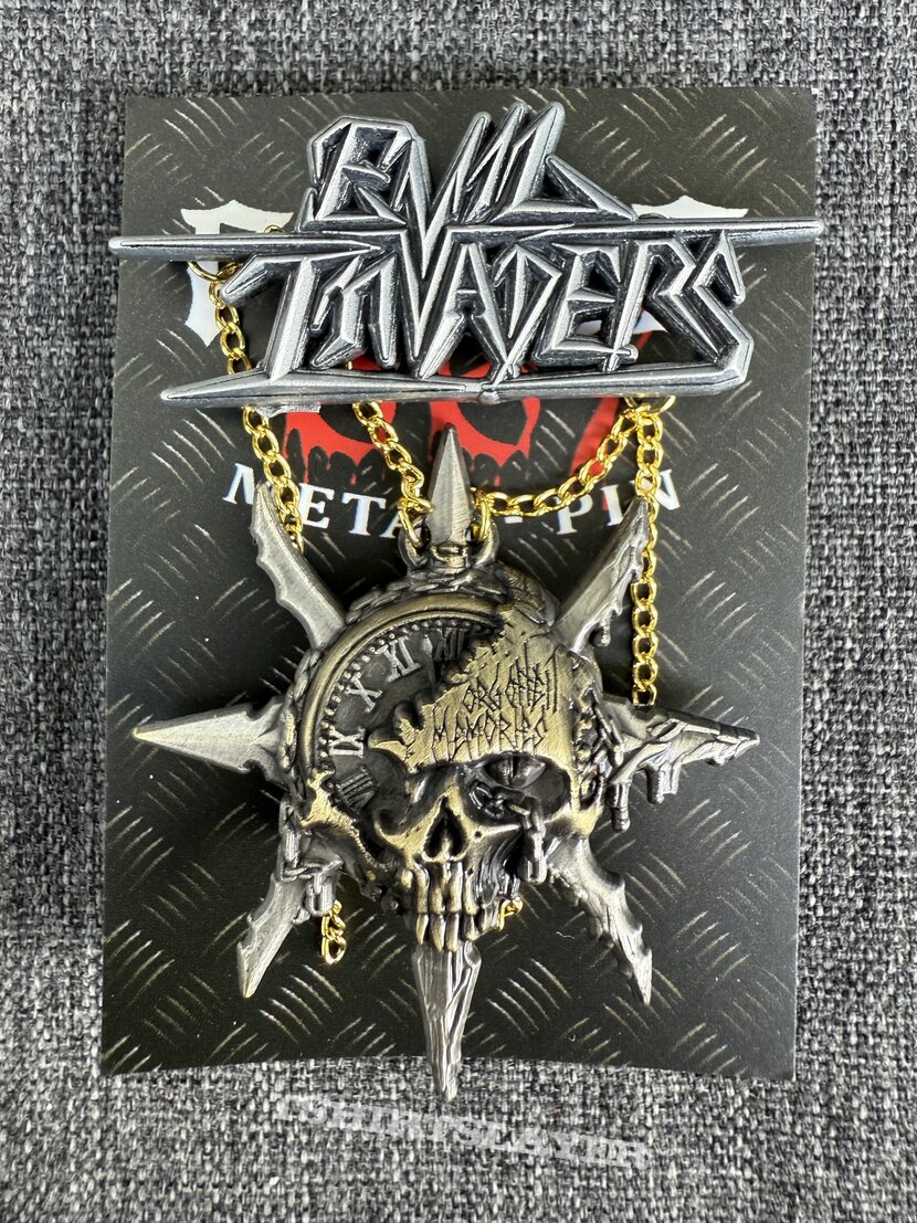 Evil Invaders - Metal Pin