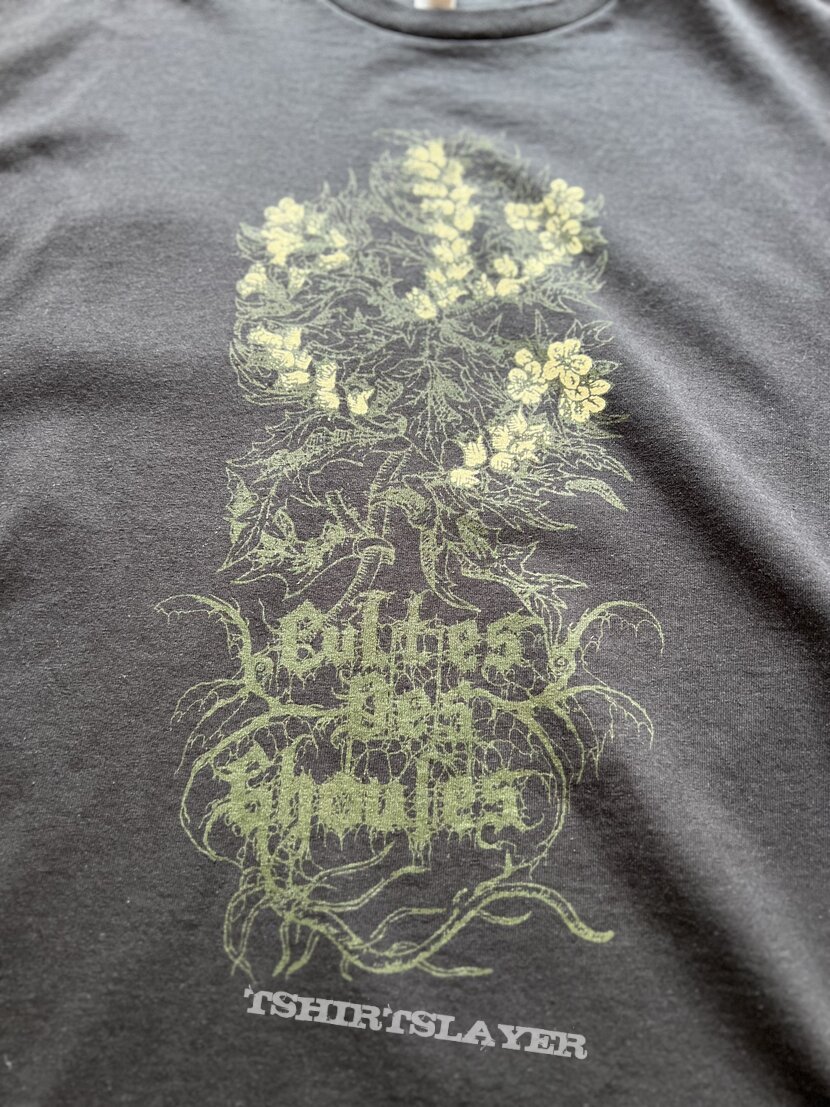 Cultes des Ghoules “Henbane, …or Sonic Compendium of the Black Arts” t-shirt. Cultes des Ghoules “Henbane, …or Sonic Compendium of the Black Arts” t-shirt.