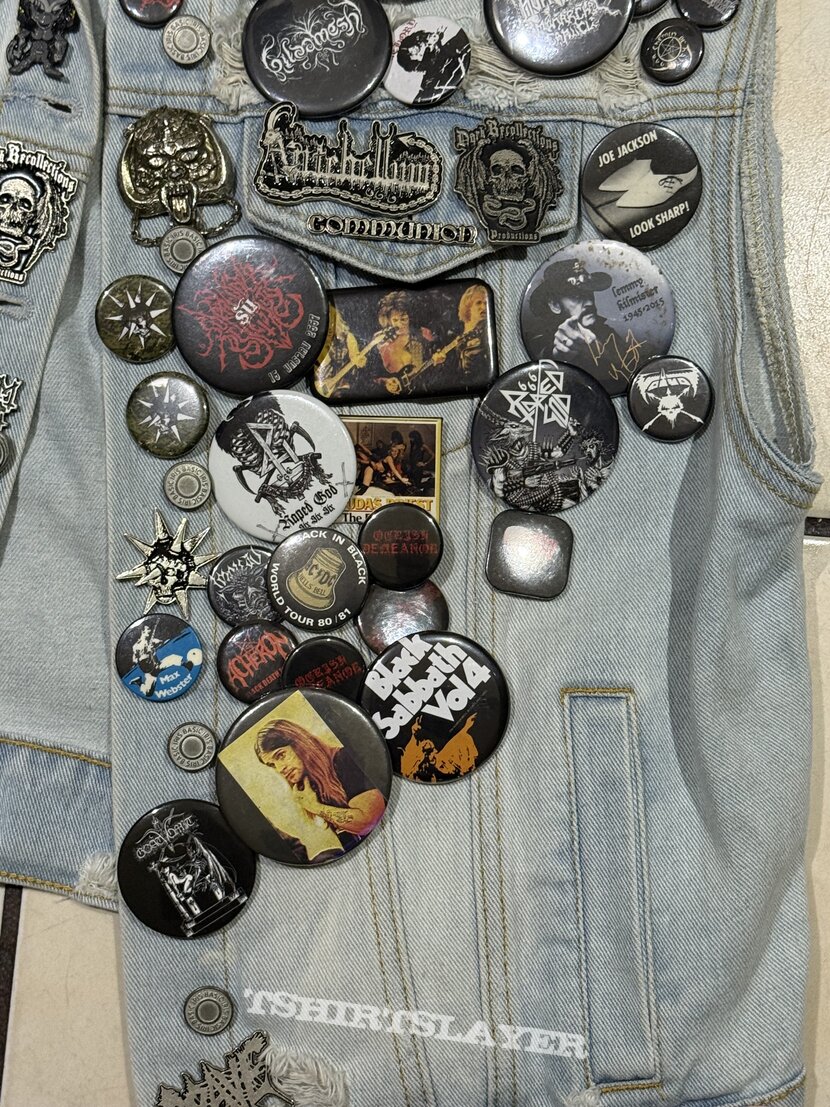 Iron Maiden - Pin Badge Denim Vest