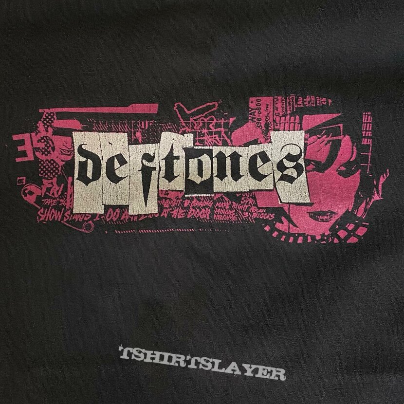 Deftones - Graphic Pink Logo