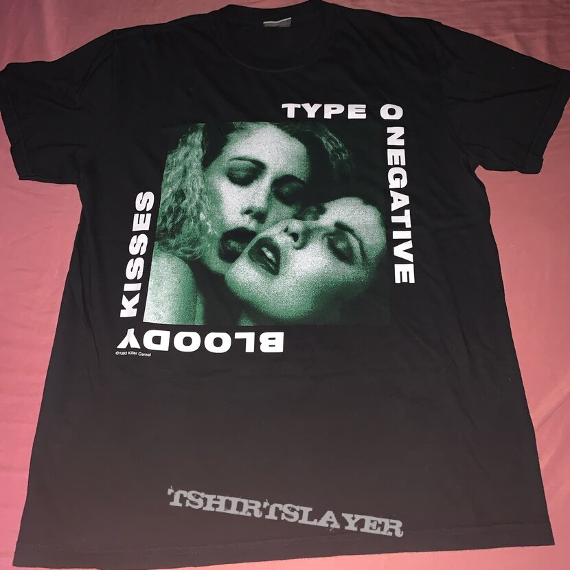 Type O Negative “Bloody Kisses” (Express Yourself Variant)