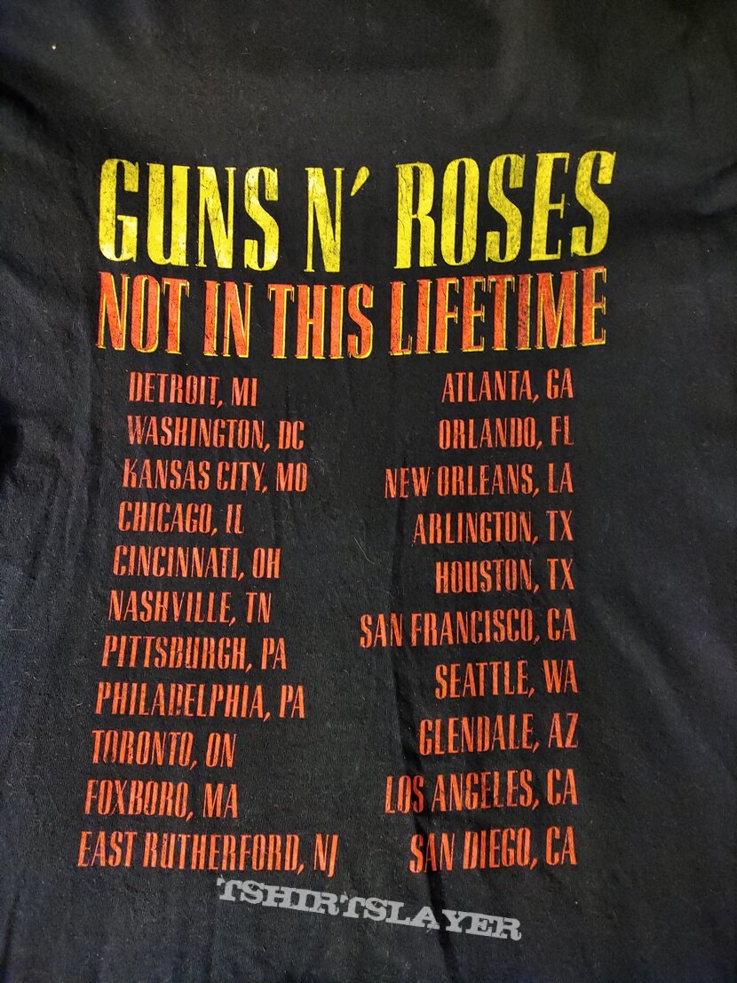 Guns N&#039; Roses 2016 tour shirt