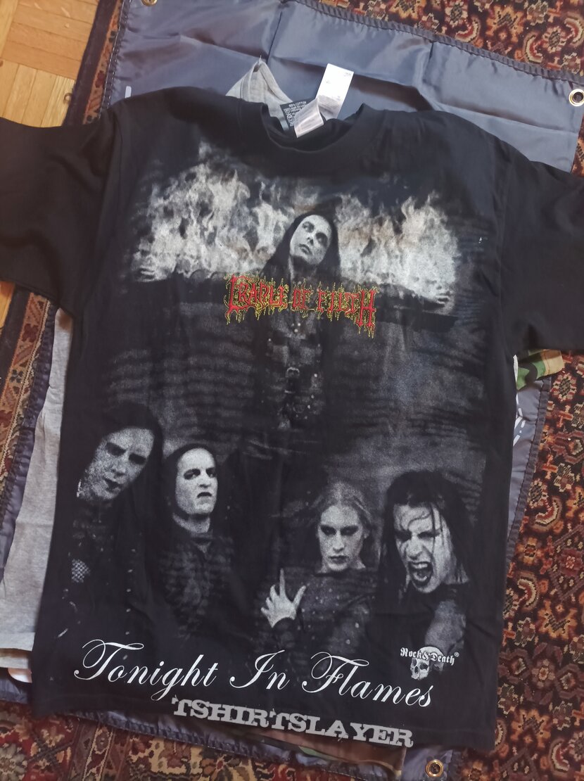 Cradle Of Filth Tonifht in flames