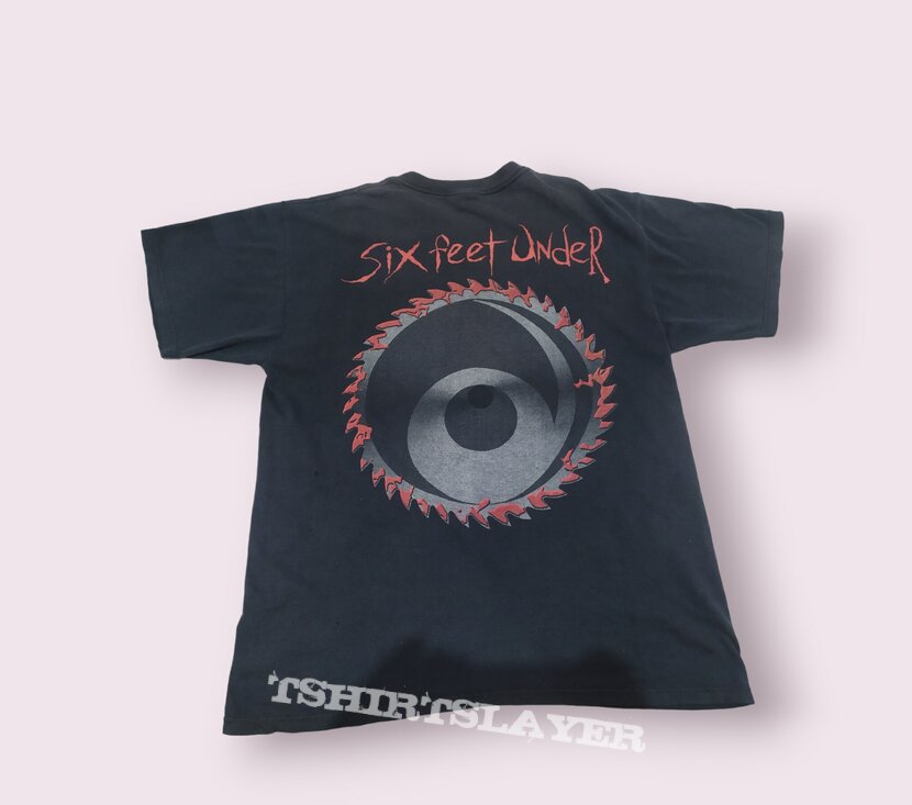 Six feet under maximum violence 1999