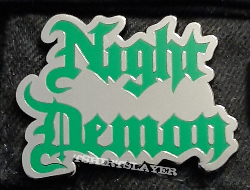 Night demon, Pin