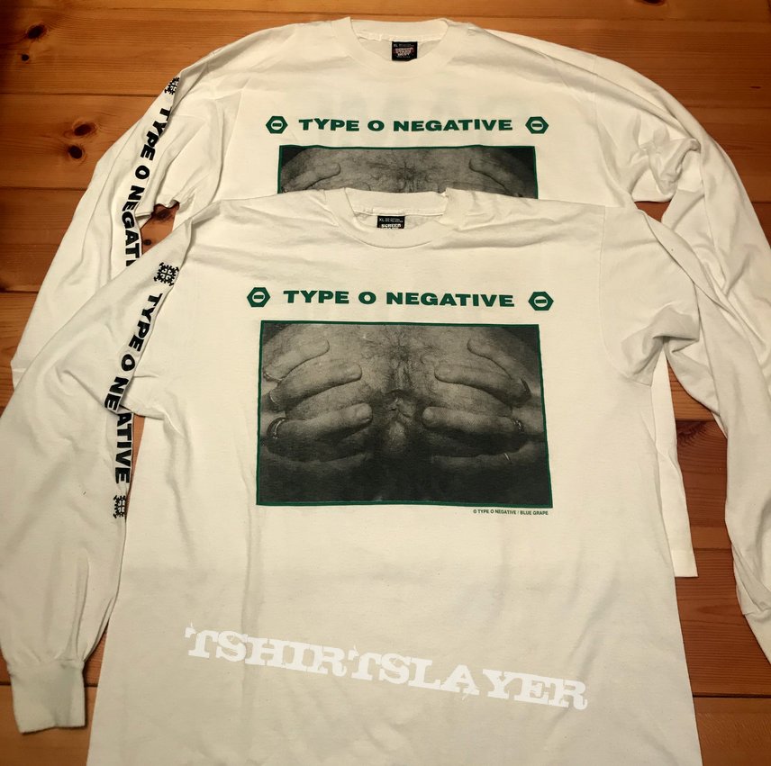 The best and rarest longsleeve from Type O Negative, in my opinion !