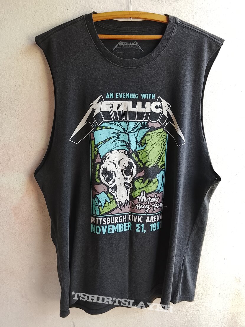 Metallica • Wherever I May Roam Tour 11/21/91 Cut-off Shirt Metallica • Wherever I May Roam Tour 11/21/91 Cut-off Shirt