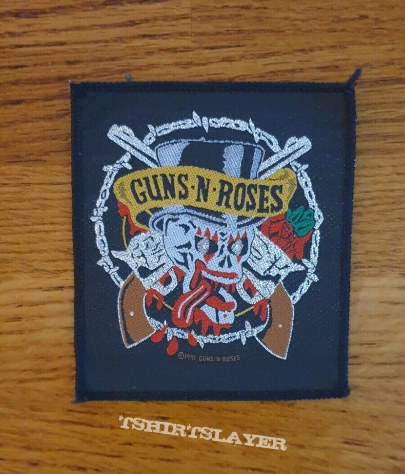 Guns N&#039; Roses GUNS N ROSES skull n guns PATCH 1991