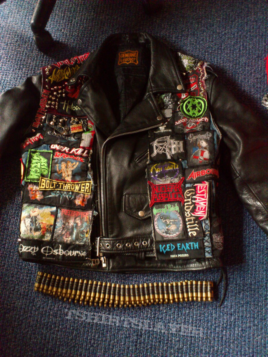 Front with bullet belt an leatherjacket 16ff8e90a27acd24fc26ff44fa44dffd.jpg