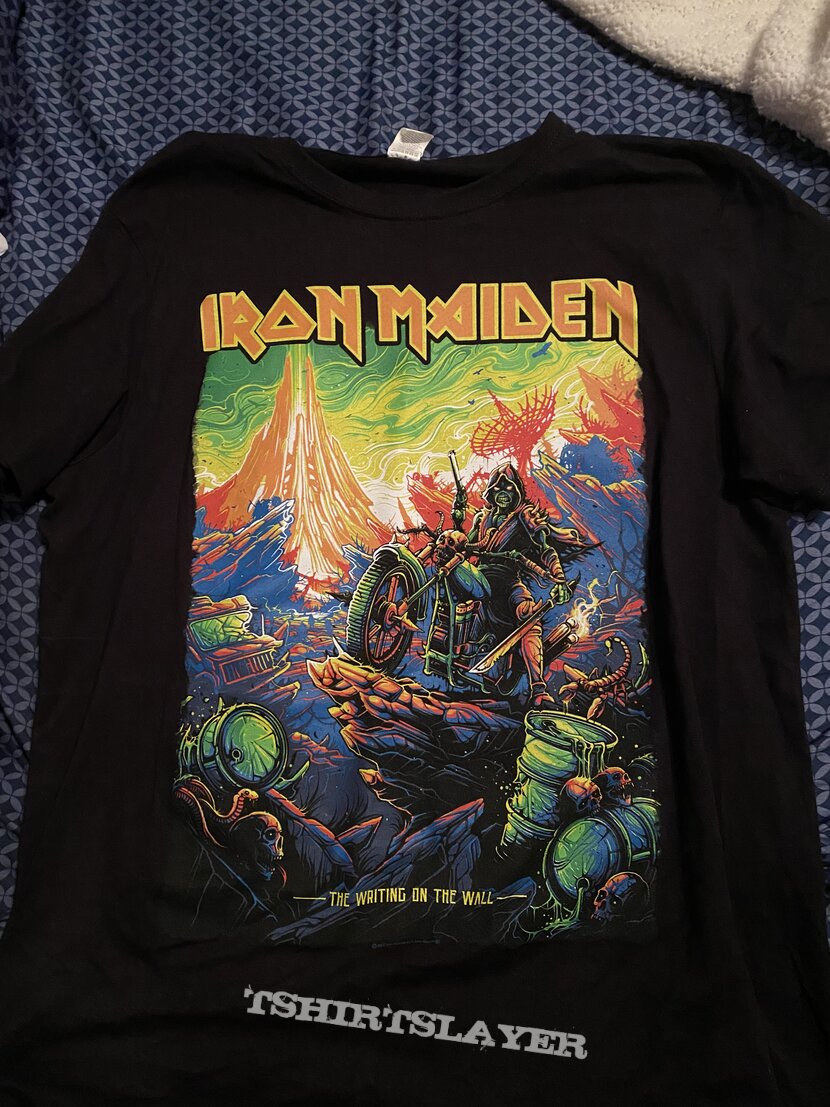 Iron Maiden - The Writing on the Wall/Sign of the Cross shirt