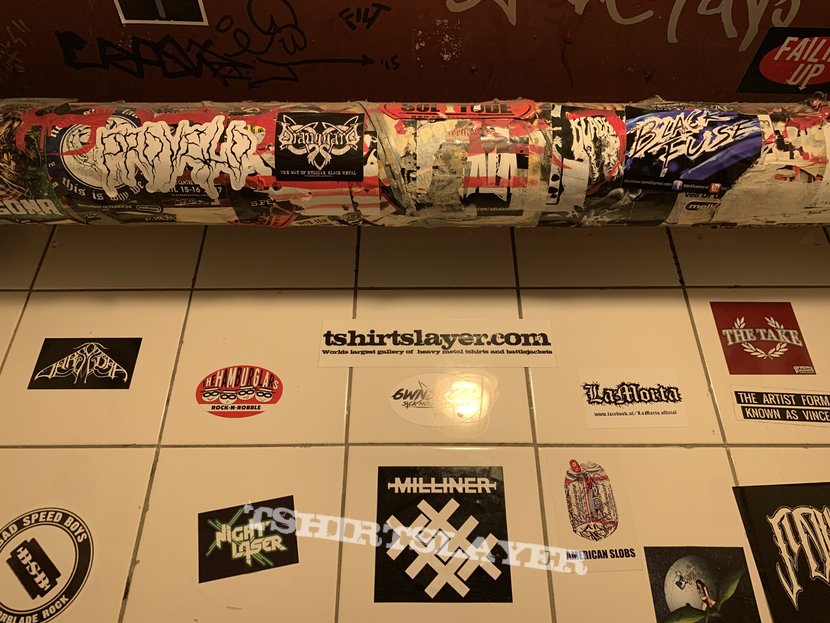 TShirtSlayer sticker placement in the Cave (Amsterdam)
