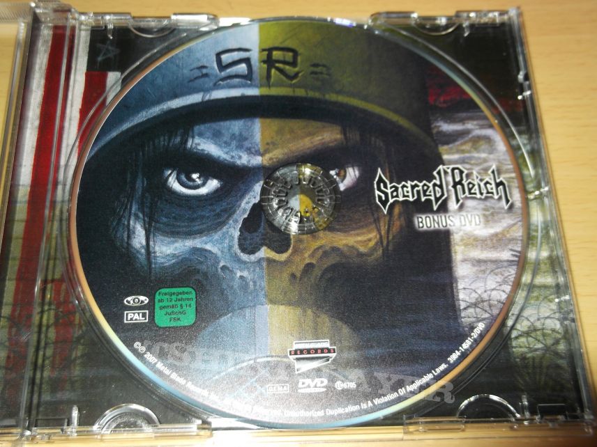 Sacred Reich - Ignorance &amp; Surf Nicarágua E.P. 3 disc special edition Box