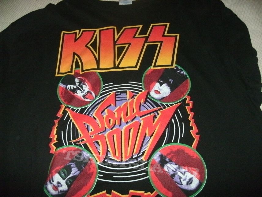 TShirt or Longsleeve - kiss