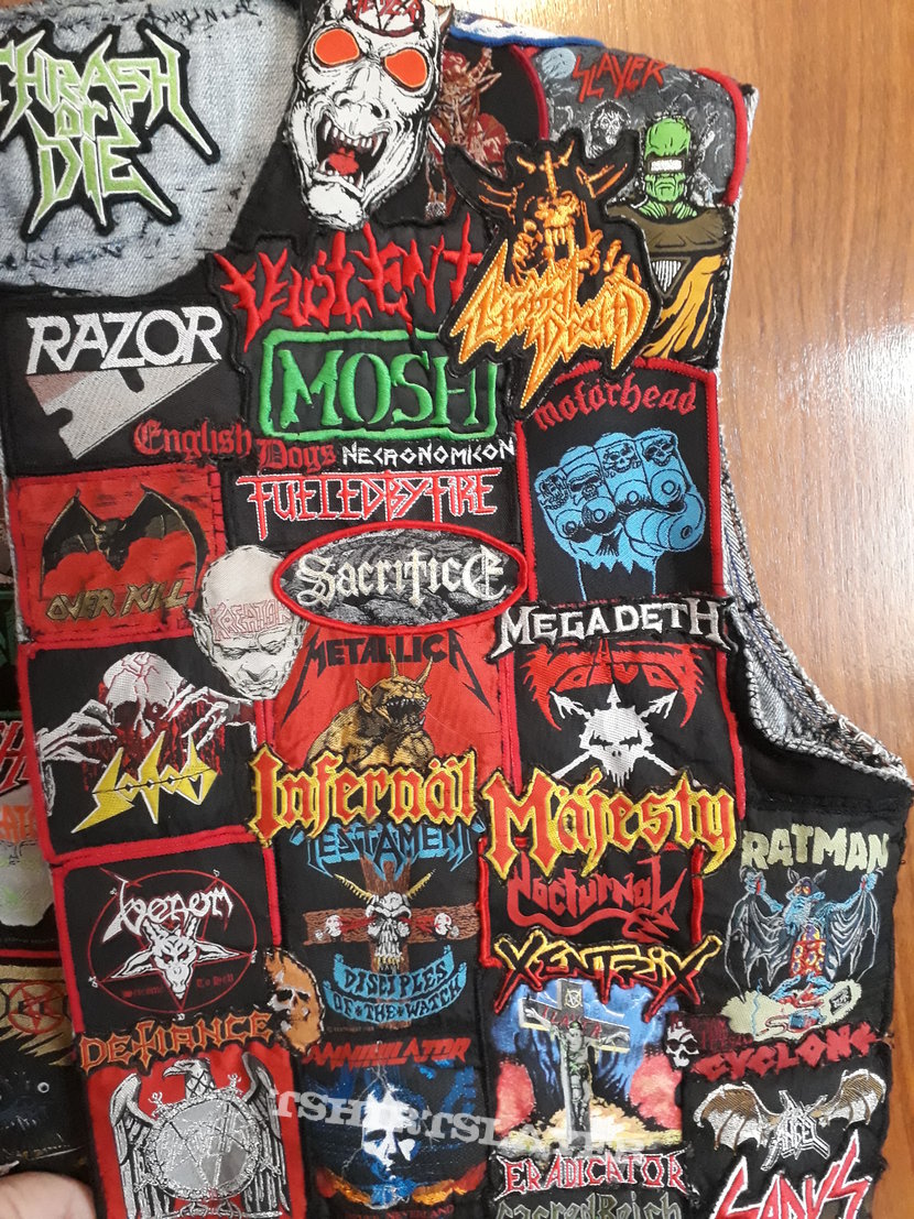 Angel Dust Moshpit Beauty - Thrashed to the brim