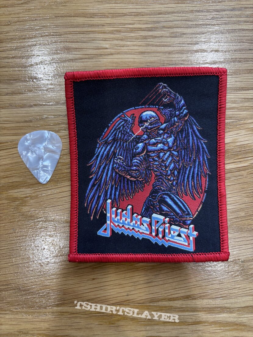 Judas Priest - Painkiller Angel - Red Border (A997) Judas Priest - Painkiller Angel - Red Border (A997)
