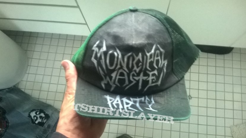 Municipal Waste Hat DIY