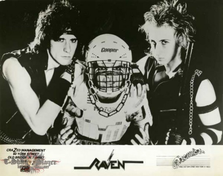 Other Collectable - Raven - autographed CD &amp; promo photo