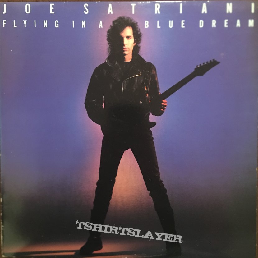 Joe Satriani - Flying in a Blue Dream