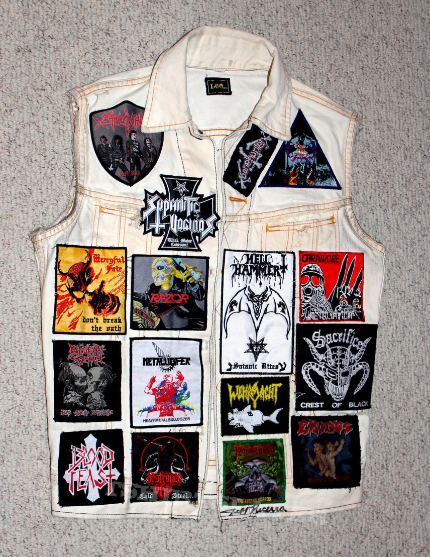 Sarcofago vest progress