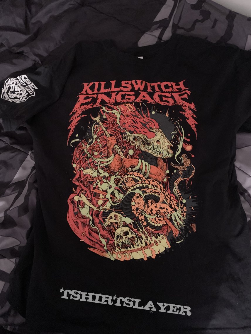 killswitch engage tour merch