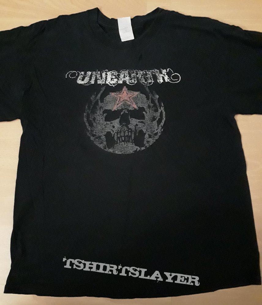 Unearth - &#039;Red Star Skull&#039; TS