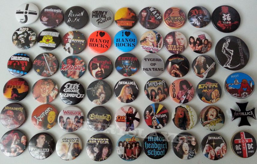 Metallica A couple more of my fave old badges.. Metallica A couple more of my fave old badges..