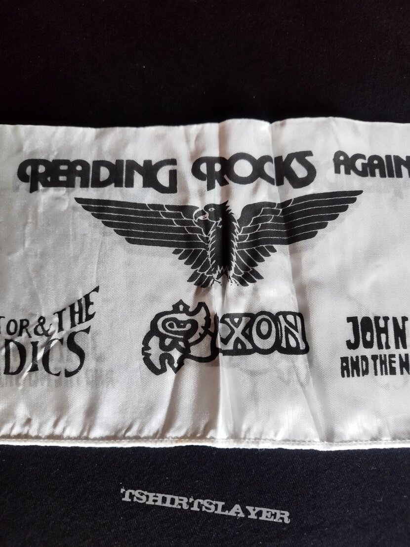 Saxon - Reading Rock Scarf 