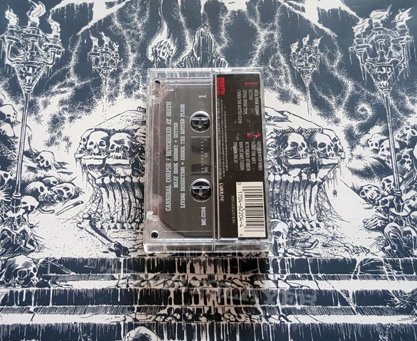 Cannibal Corpse - Butchered At Birth ( Tape )