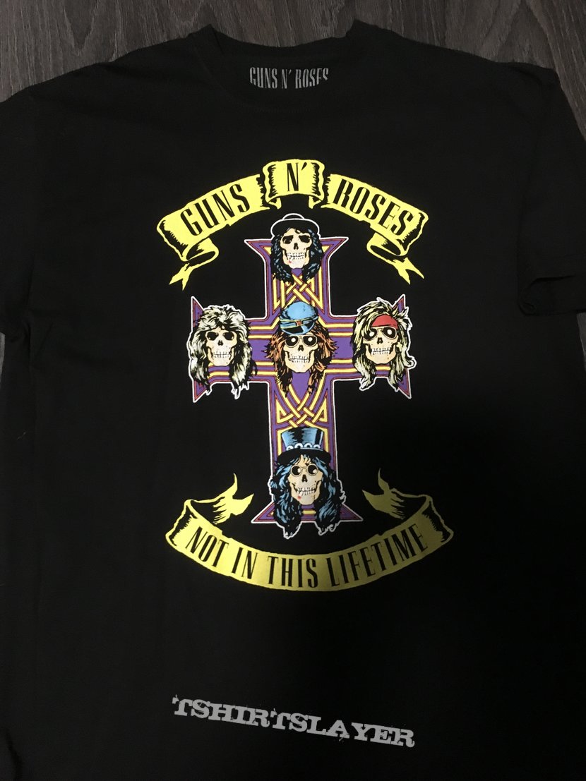 Guns N' Roses - Not in This Lifetime 2018 Tour Shirt | TShirtSlayer TShirt  and BattleJacket Gallery