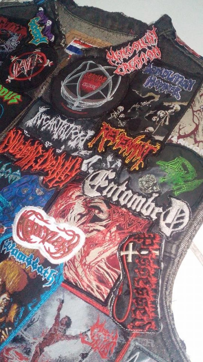 Sepultura Update # 4 Battle Jacket original and bootleg Sepultura Update # 4 Battle Jacket original and bootleg