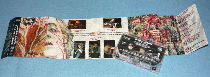 Cannibal Corpse - The bleeding MC