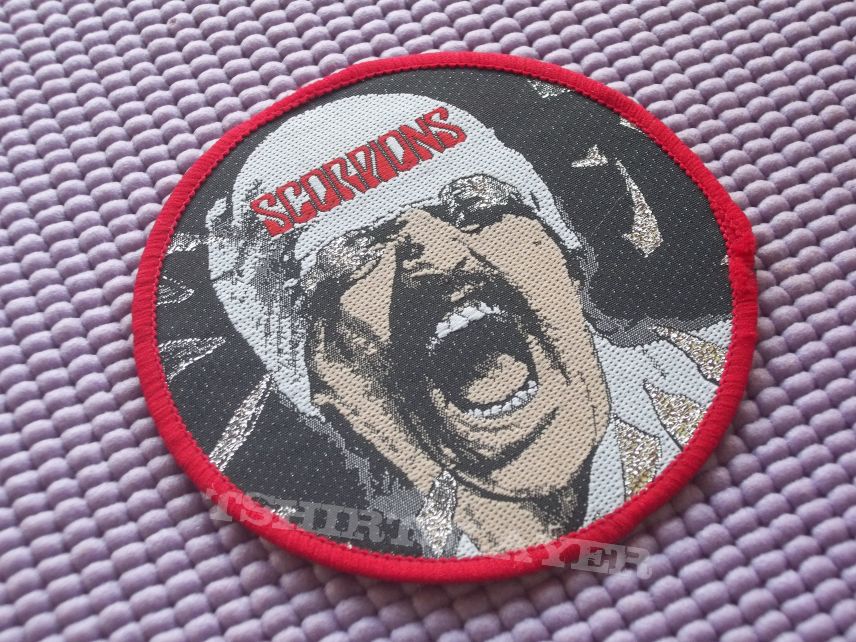 SCORPIONS- black out ,round red border woven patch !!