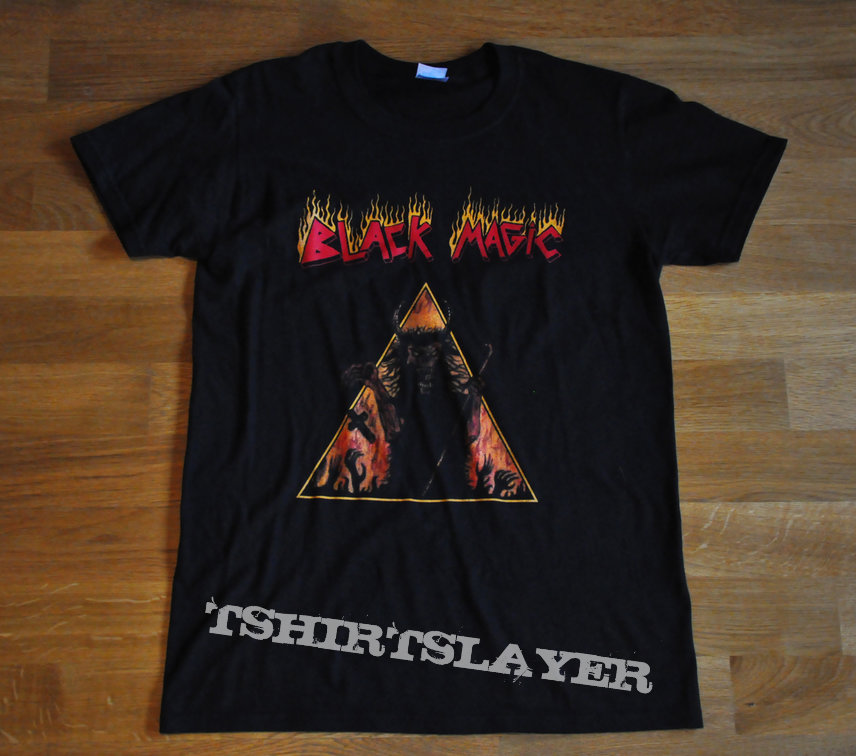 BLACK MAGIC - Wizard&#039;s Spell T-shirt